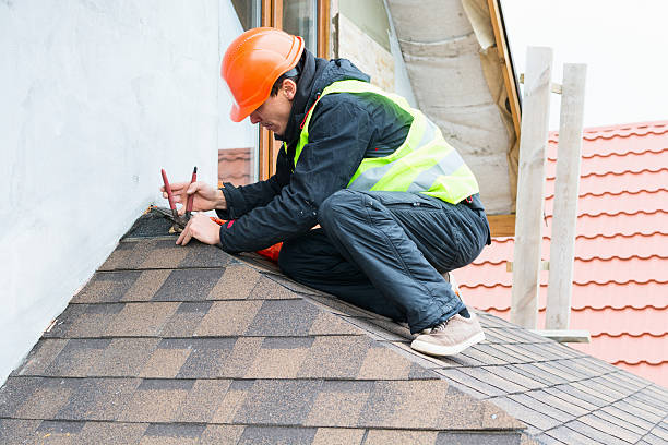Best Storm Damage Roof Repair  in Edmonds, WA